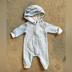 Size 3 month bear suit